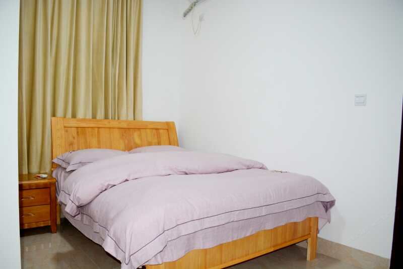 简洁舒适大床房