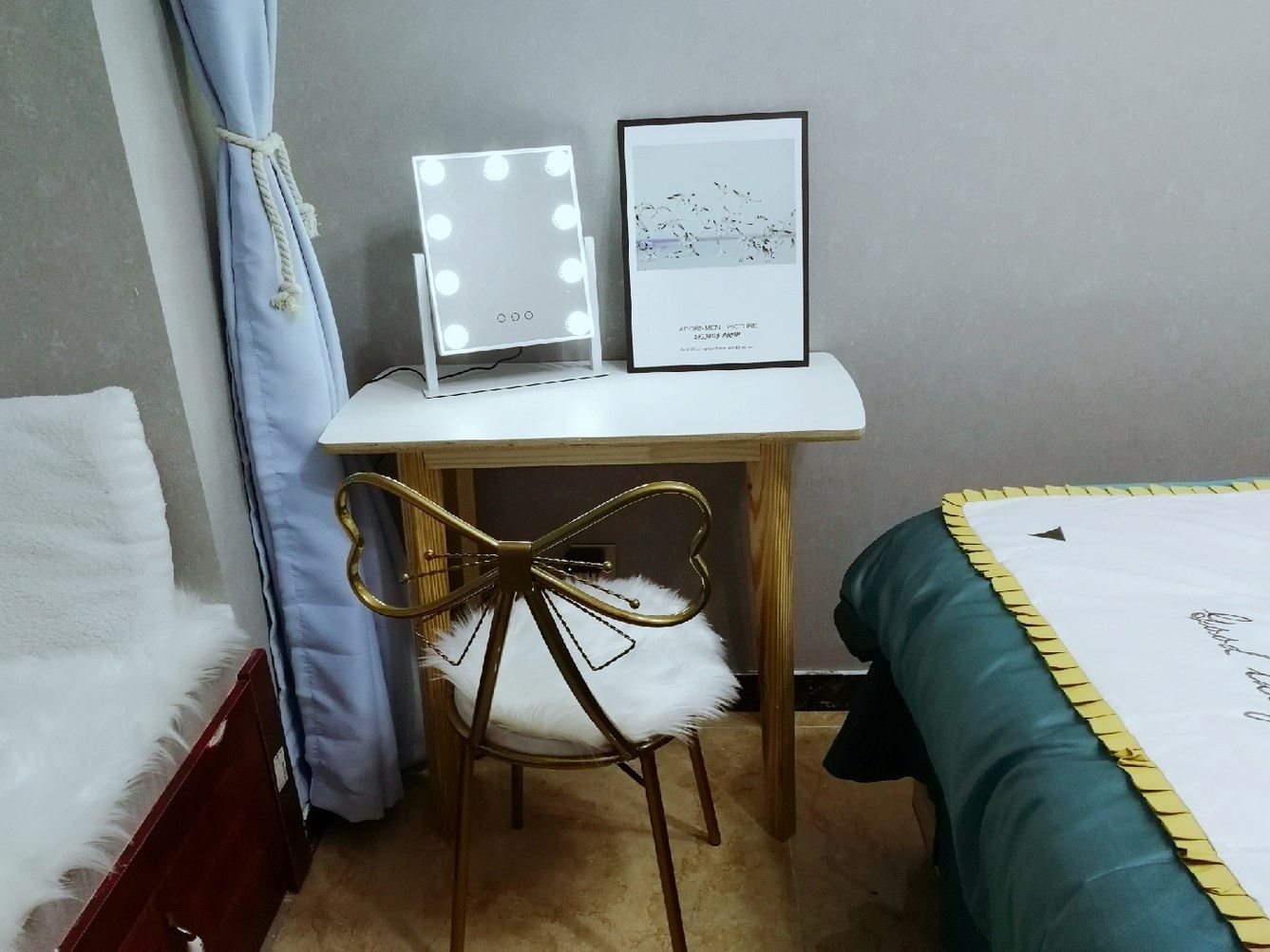 春天二室一厅套房