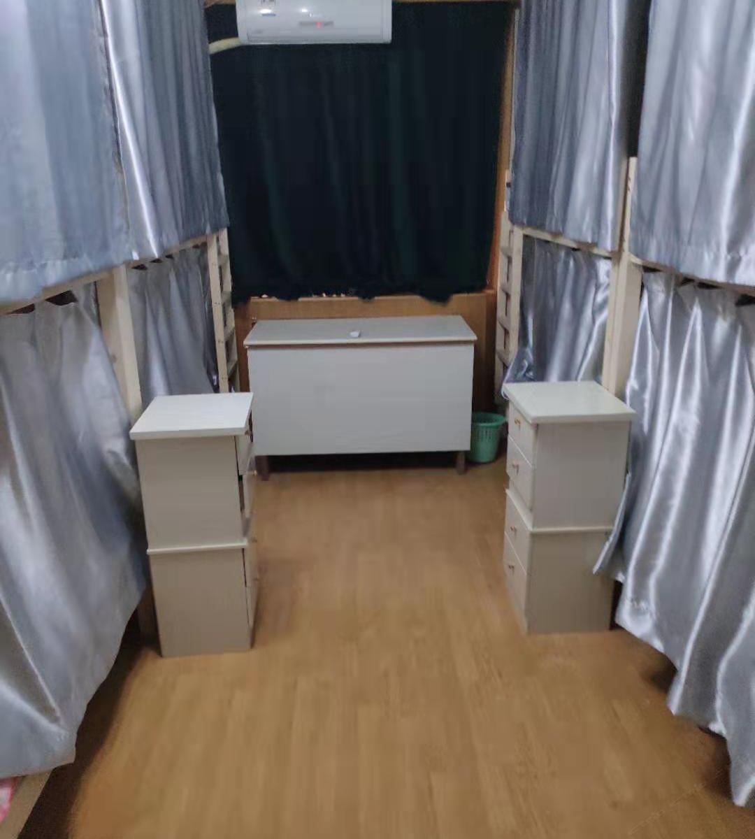 才子六人间(床位房)(公共卫浴)