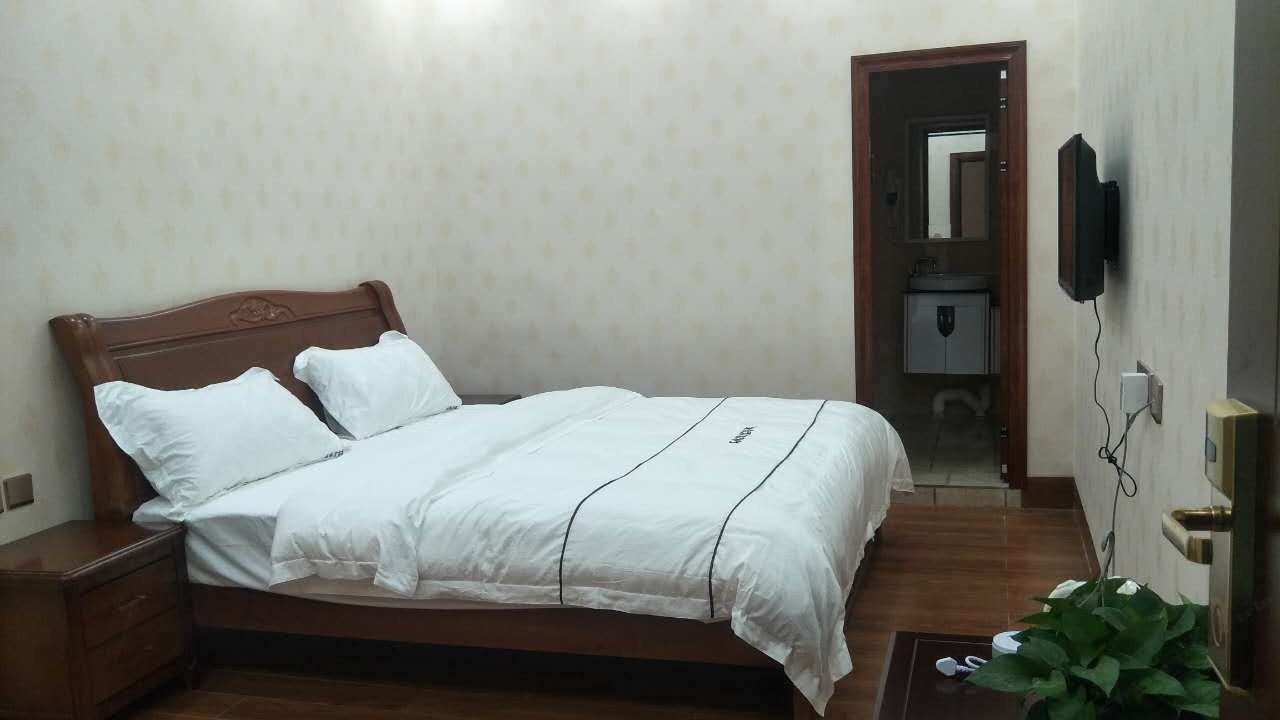豪华大床房
