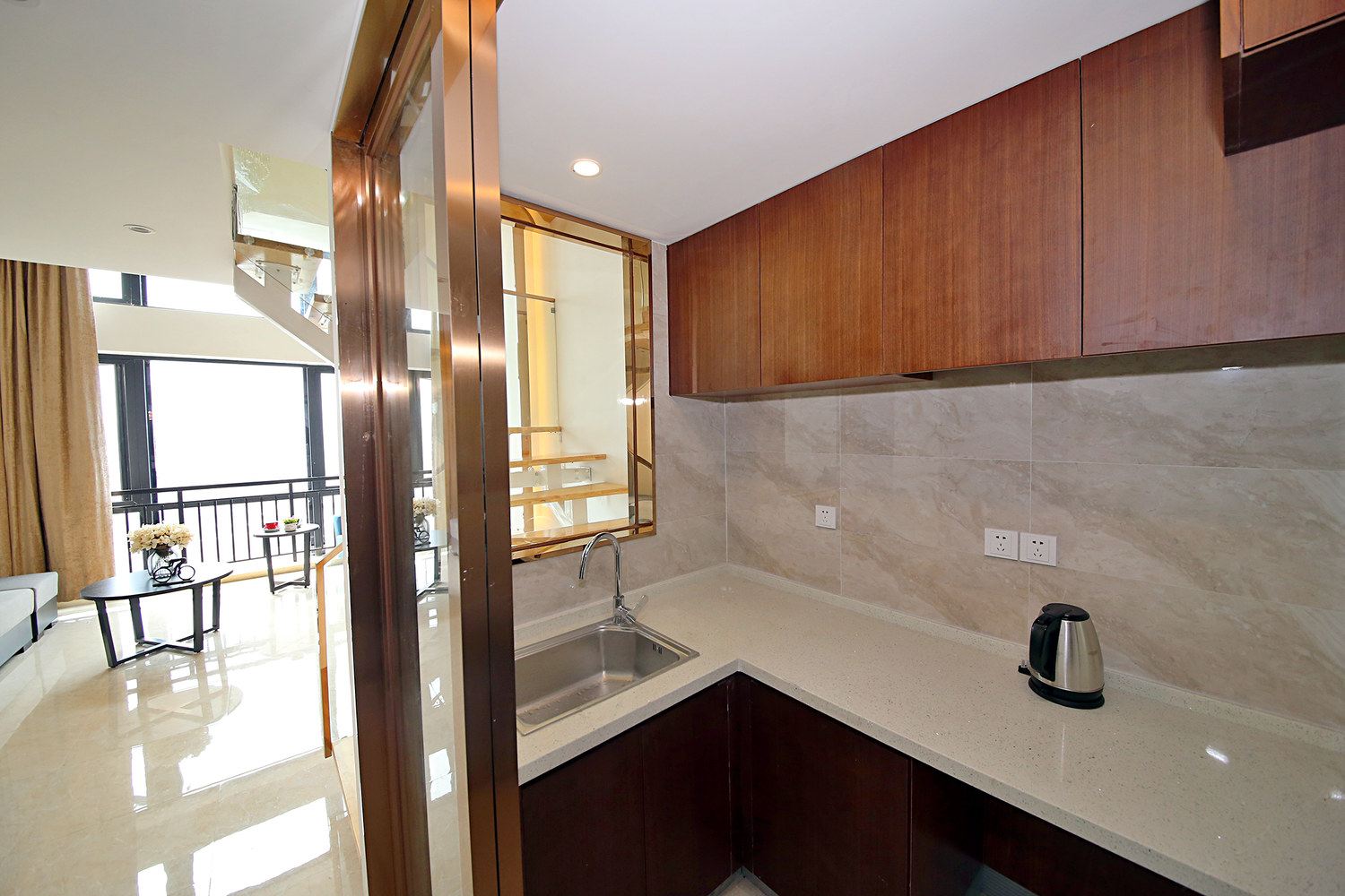 复式豪华大床房