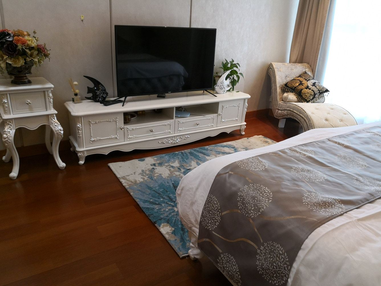 沈阳粉尖椒公寓(4号店)