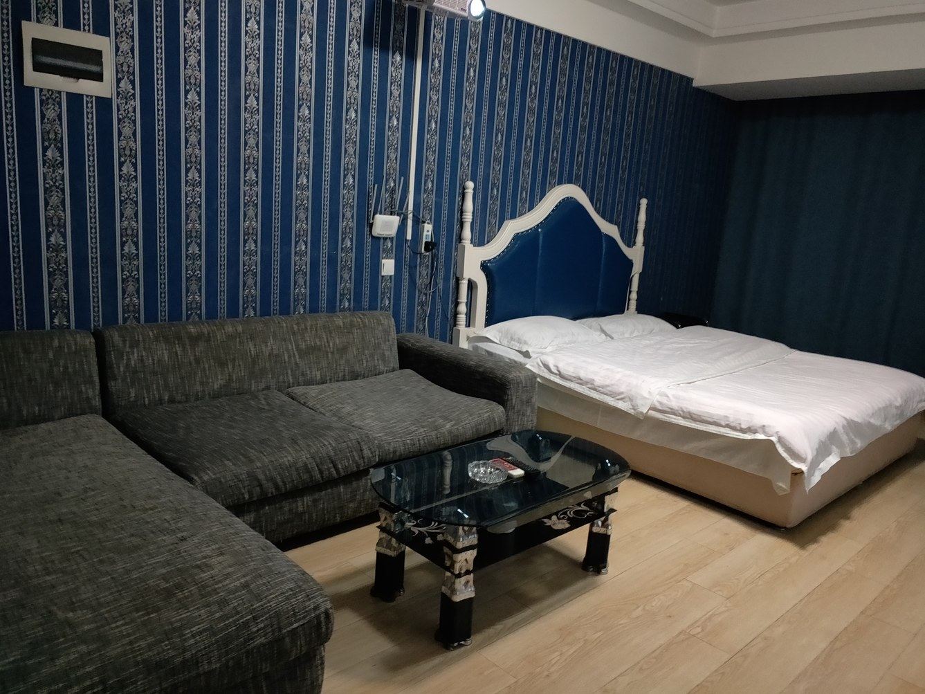 沈阳雨池公寓(8号店)