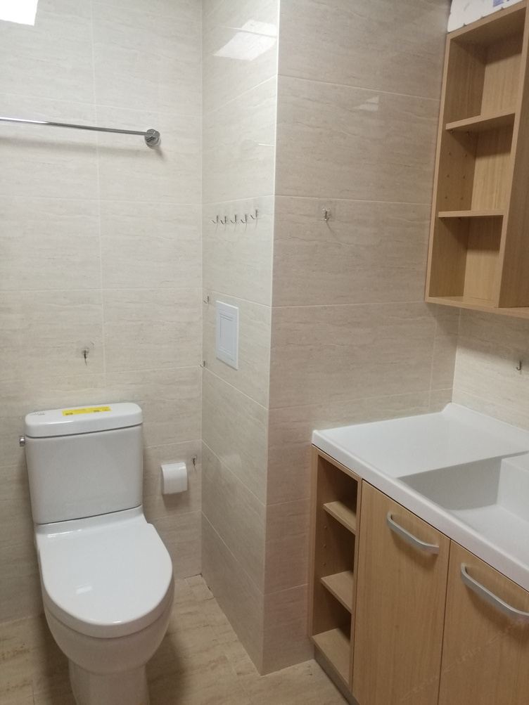 简约二室二厅套房
