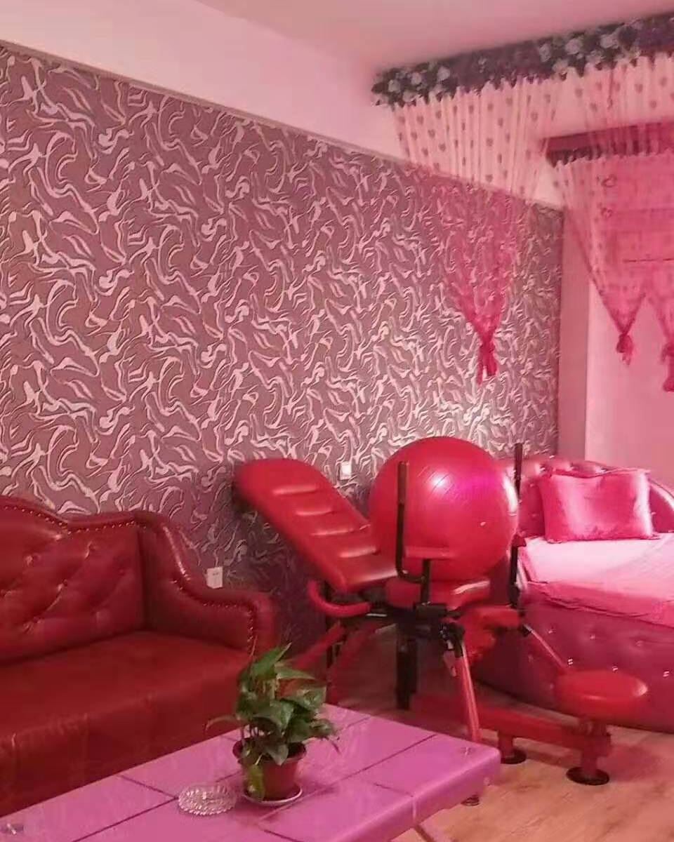 情趣圆床房