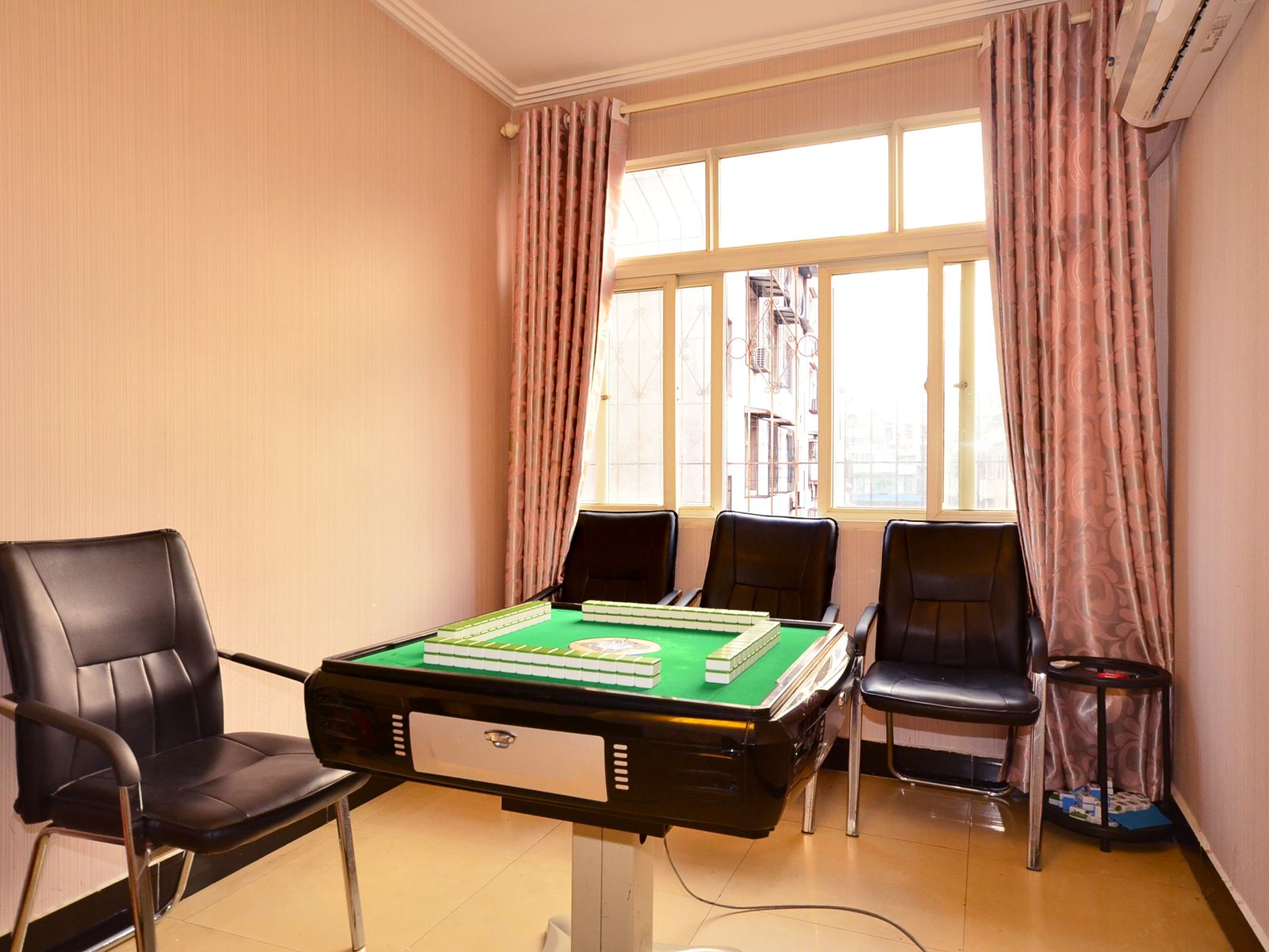 棋牌大床房