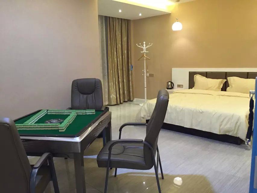 休闲棋牌房