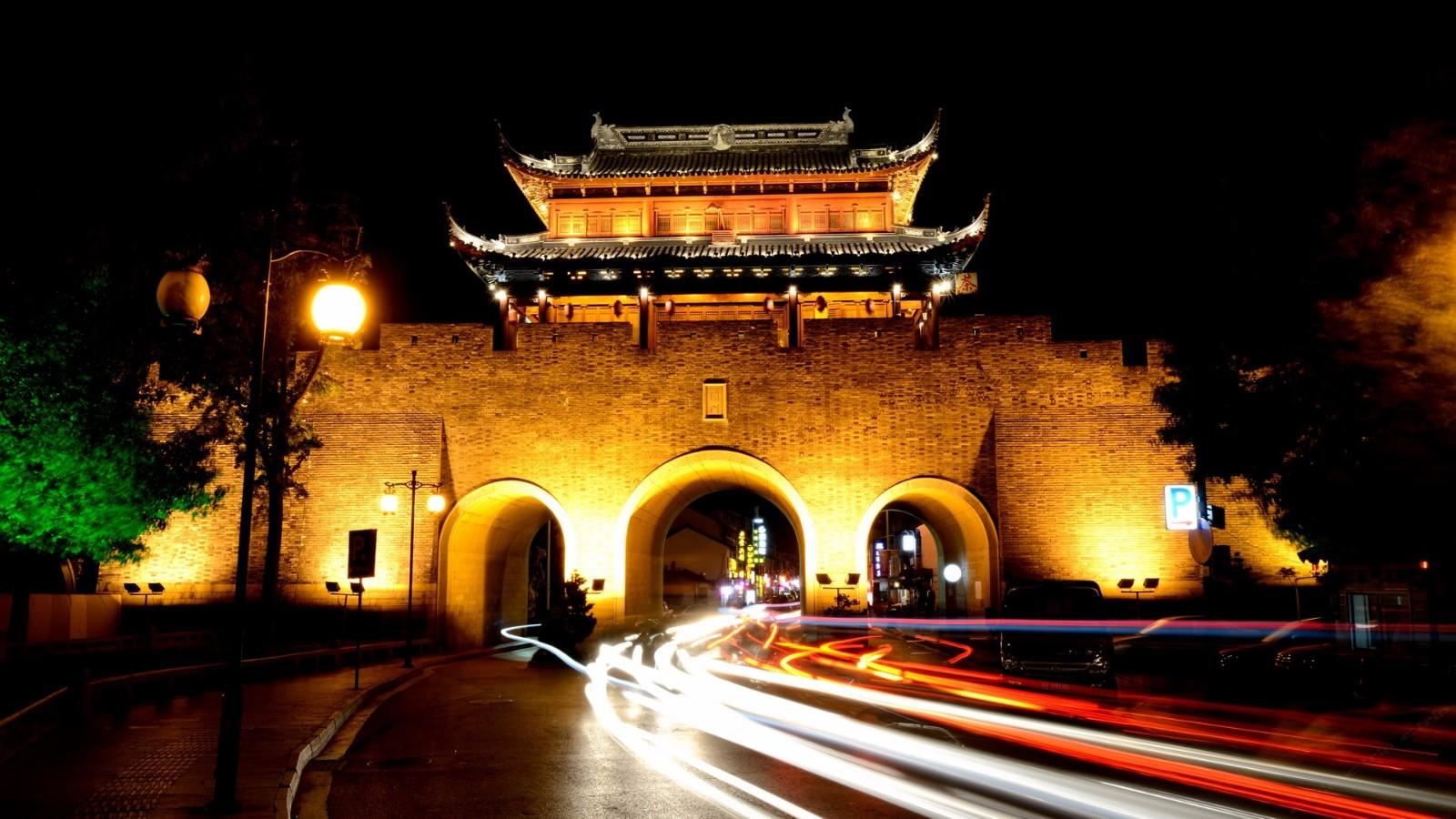 苏州老城区夜景房公寓