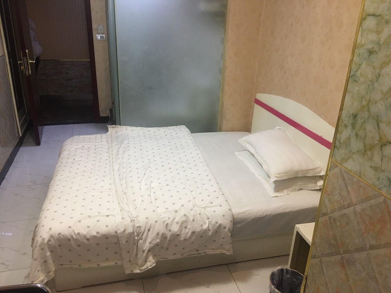 麻将大床房