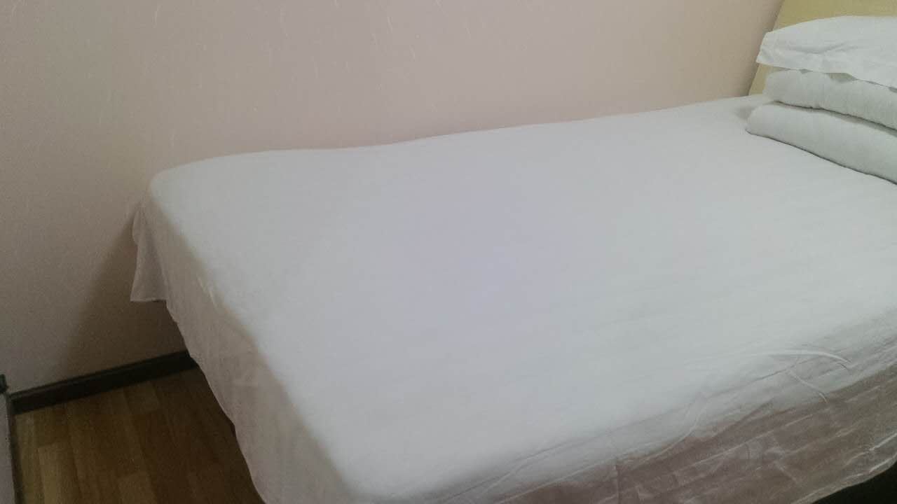 豪华大床房