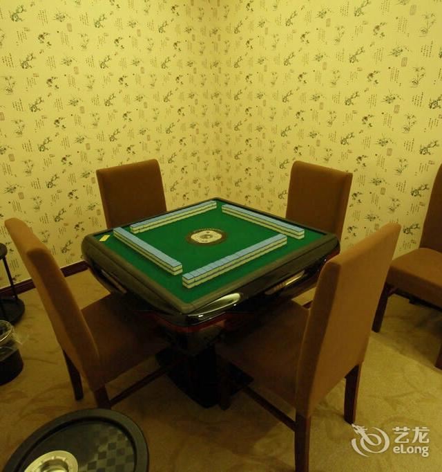 健身娱乐设施