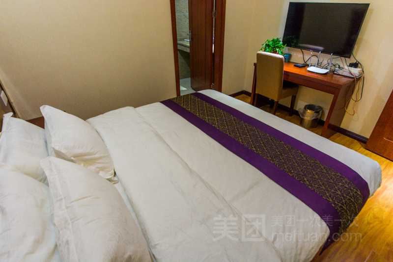 普通大床房