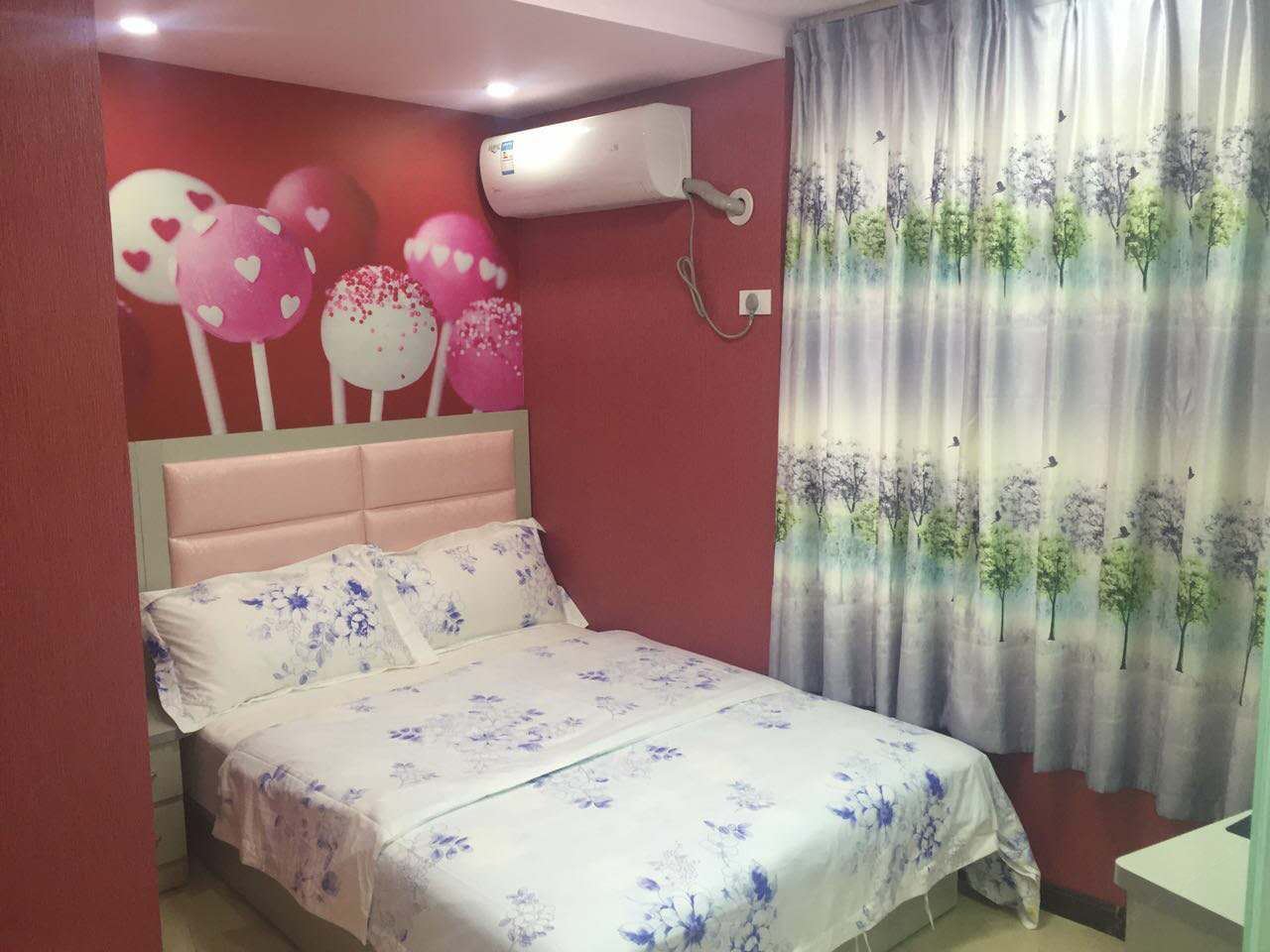 电脑大床房