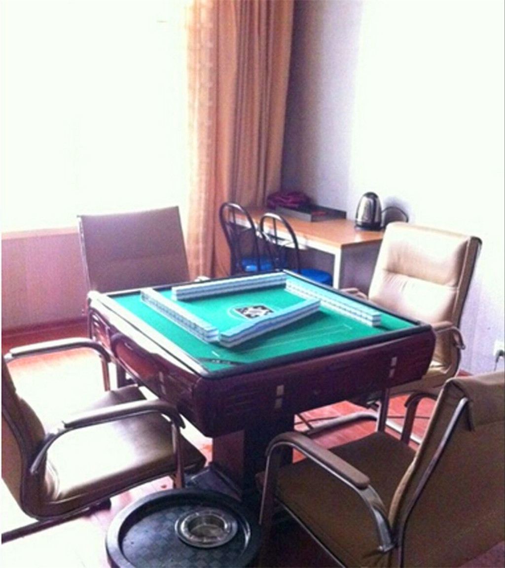 棋牌大床房