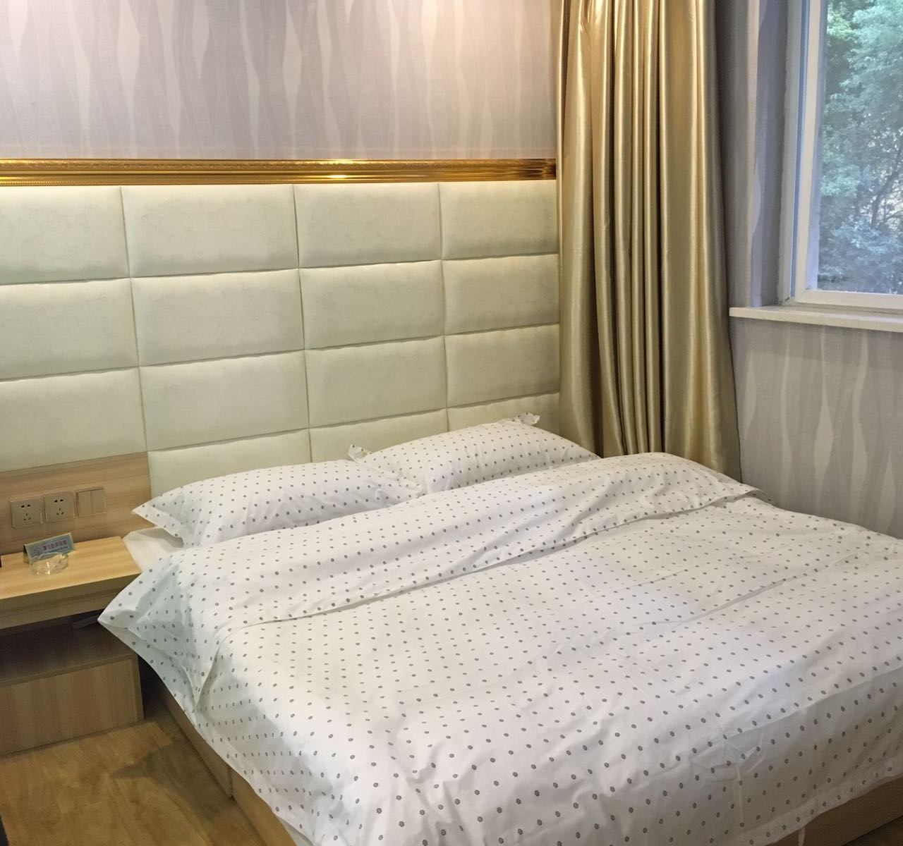 大床房