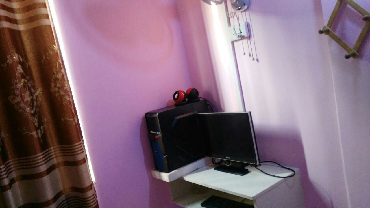 电脑大床房