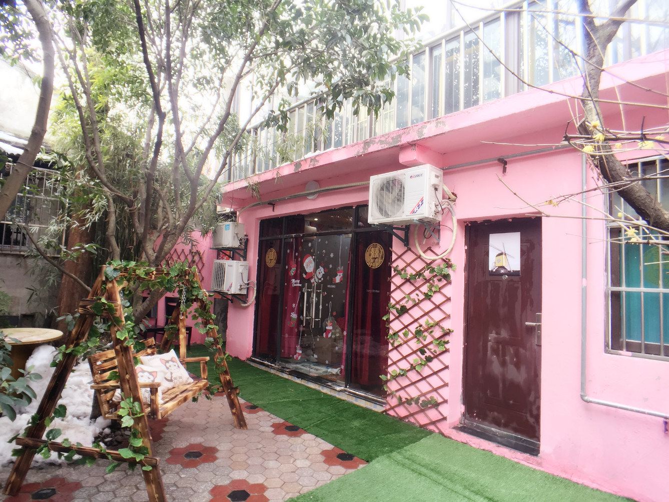 苏州阿川度假别墅(东中市分店)