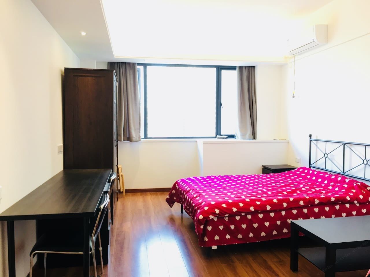 武汉徐东商圈保利城公寓/温馨(铁机路分店)