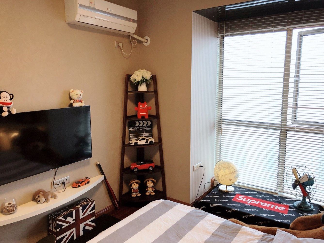 阳台二室一厅套房