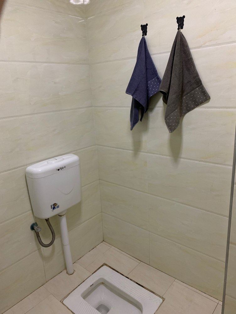 舒适湖边一室大床房