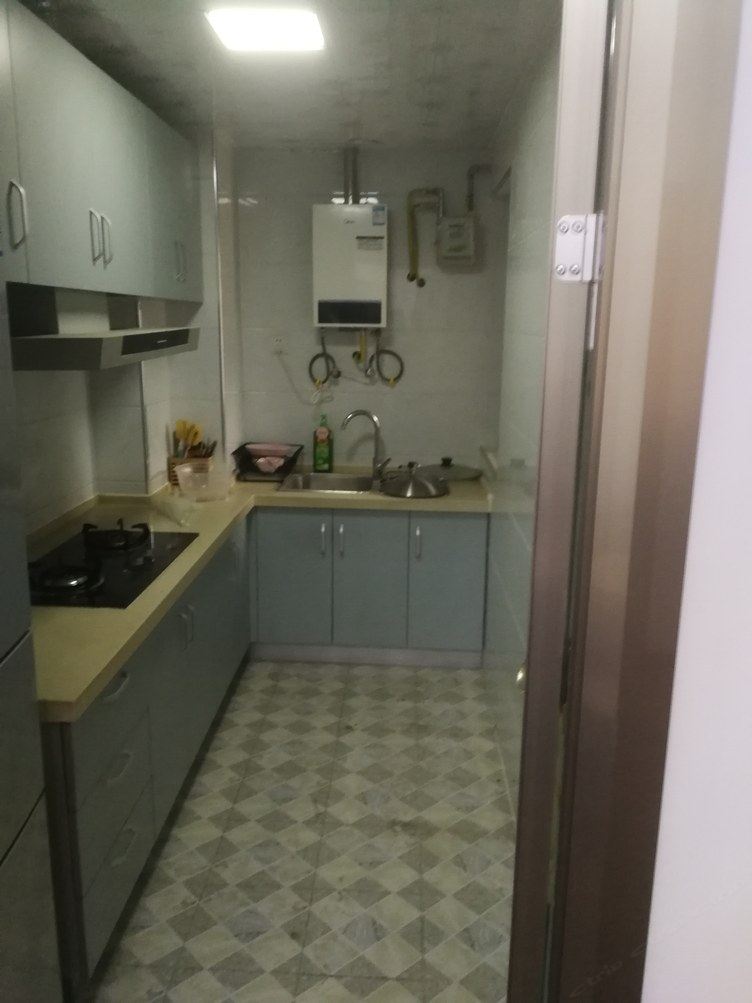 现代简约二室一厅套房