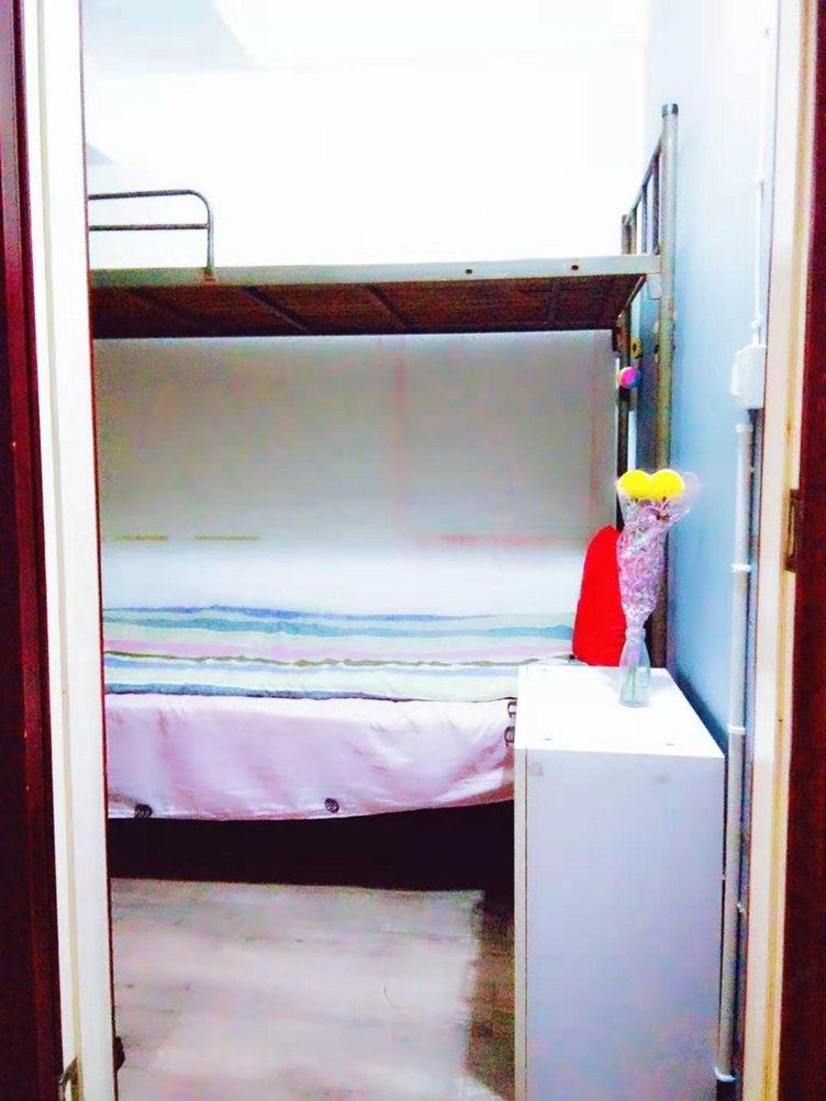 阳光一室一厅套房