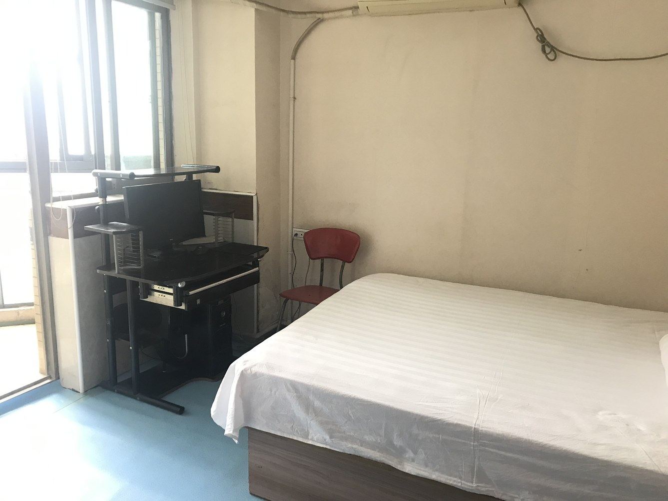 简约大床房