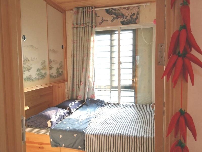 舒适二室二厅套房