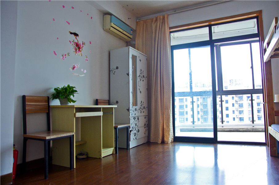 乌托邦青年公寓(杭州红树林店)