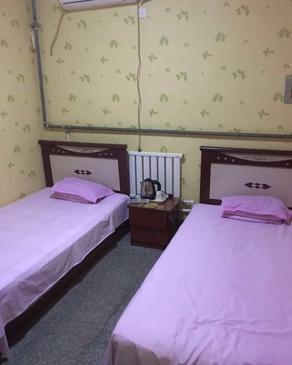 双床间内窗