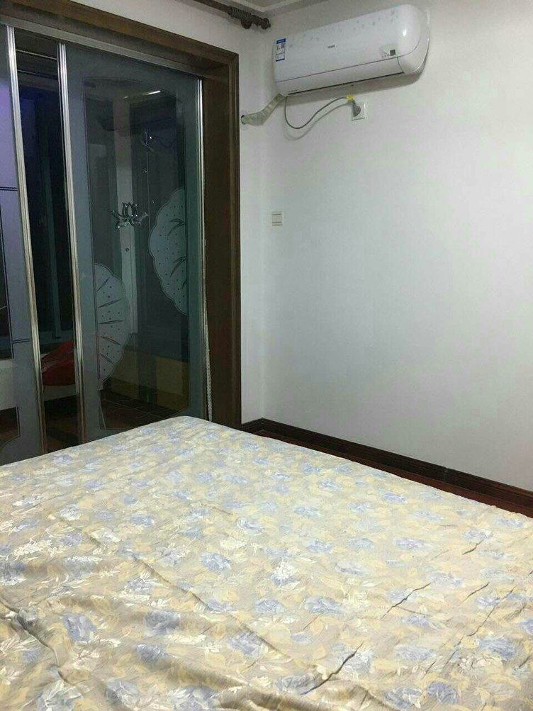 威海大海波浪特色民宿