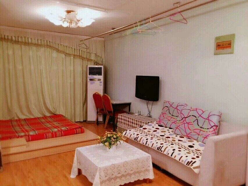 三室一厅套房(无窗)
