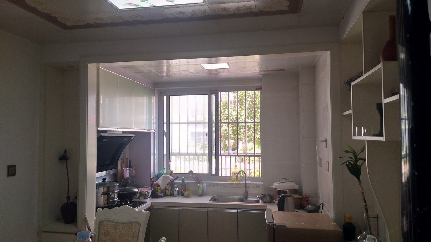 精致三室一厅套房(无窗)