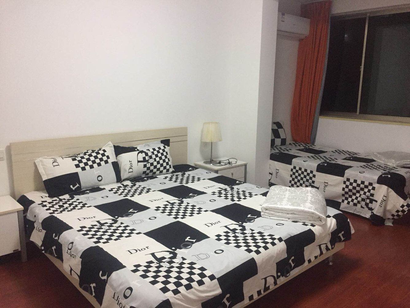 精致三室一厅套房