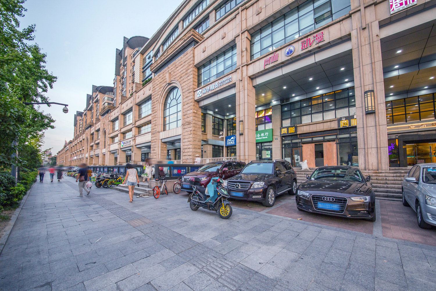 杭州温馨三居整租普通公寓(佑圣观路分店)