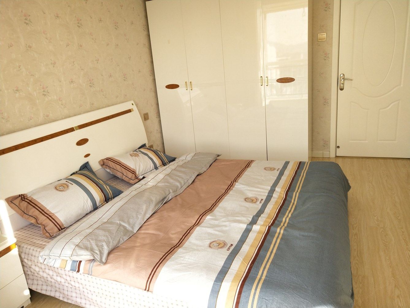 简约一室一厅套房