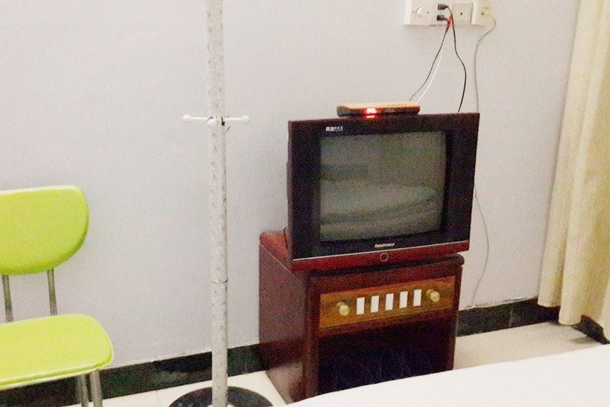阳光大床房