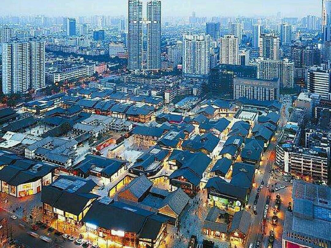 成都壹间.house春熙路太古里民宿(3号店)