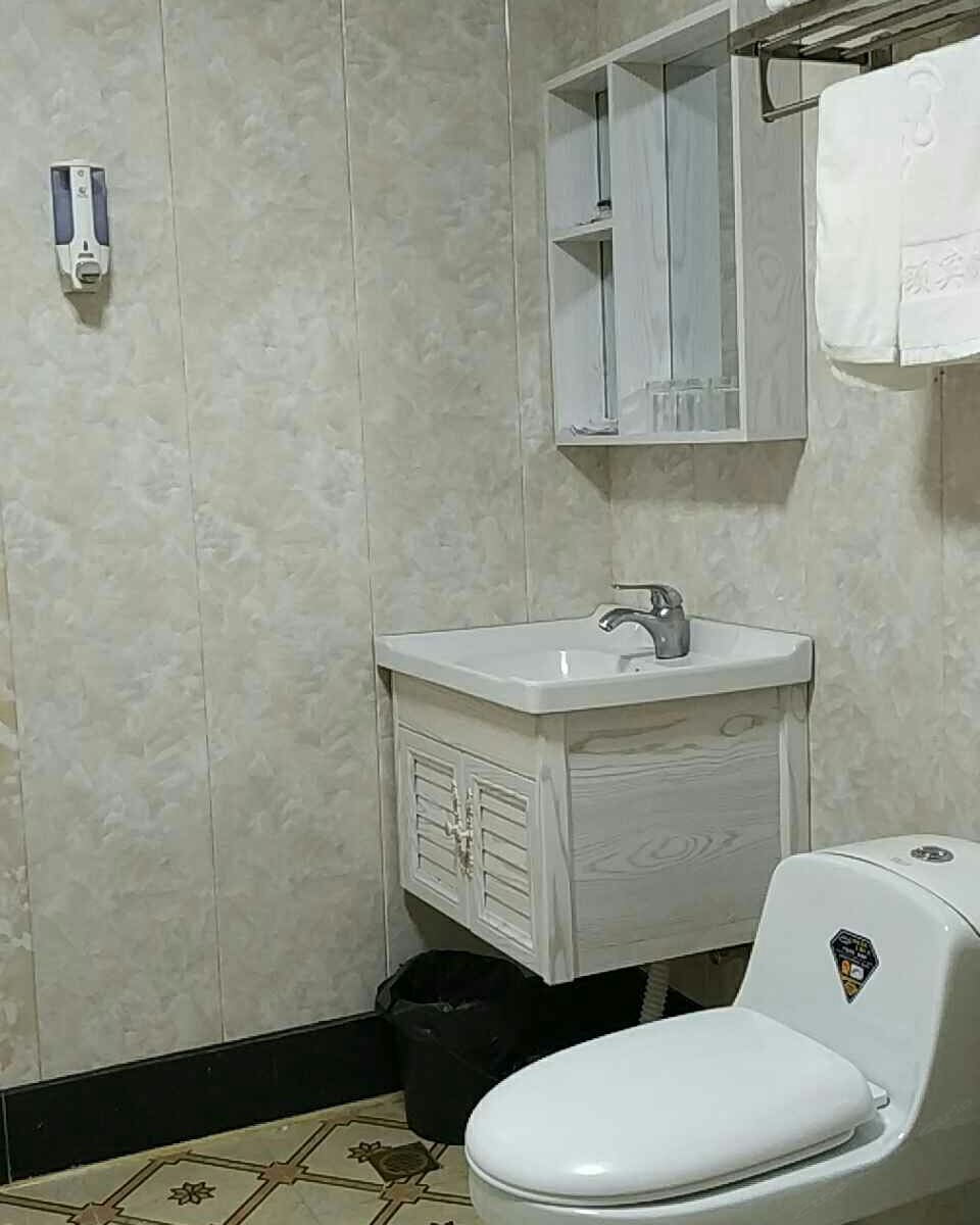 标准双床房