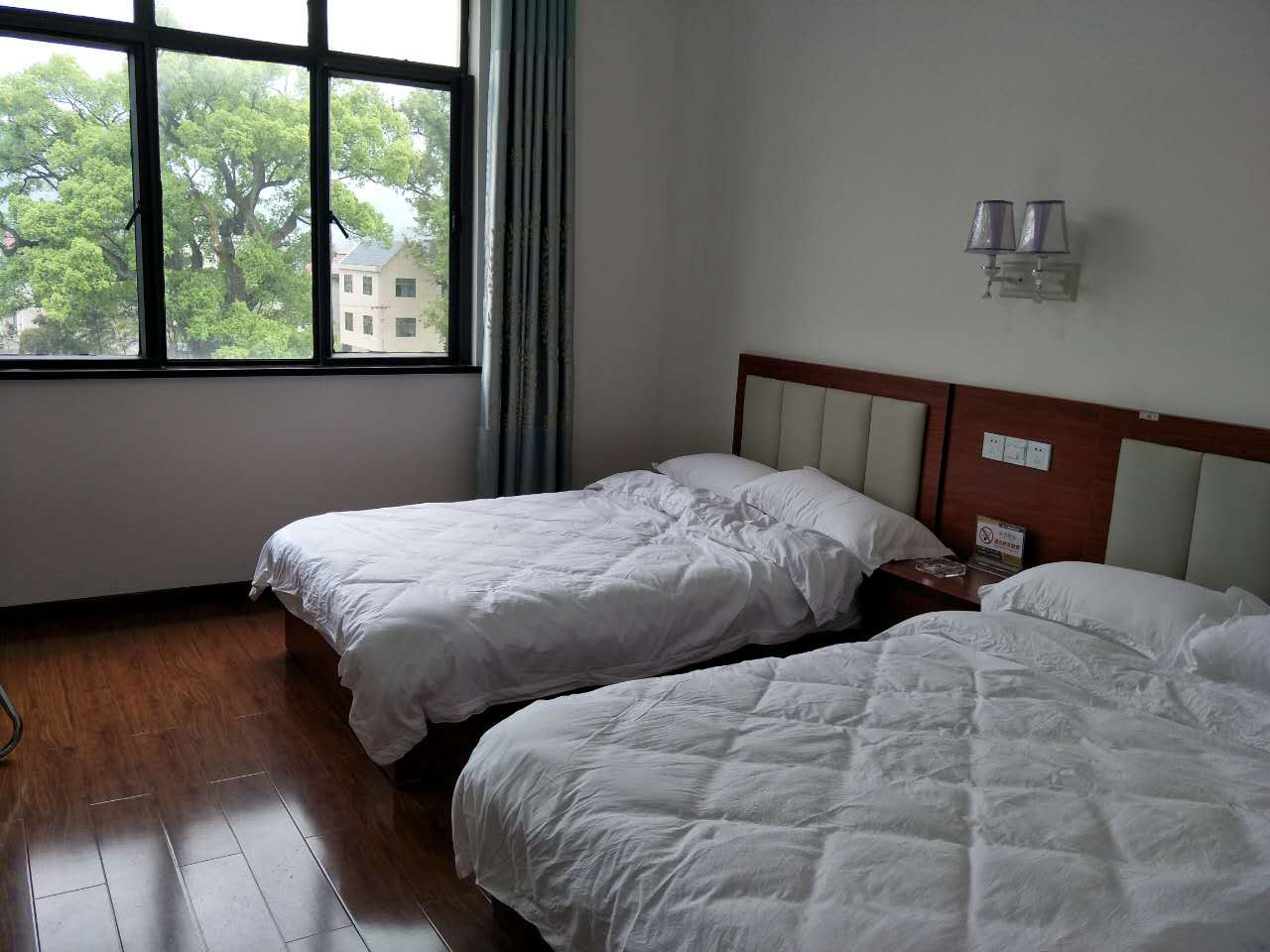 标准间