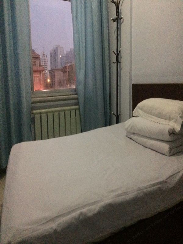 大床房(无窗)