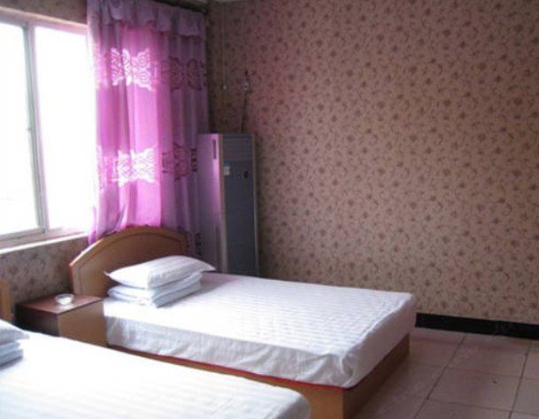 普通双床房(公共卫浴)