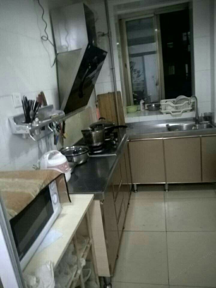 整洁二室二厅套房