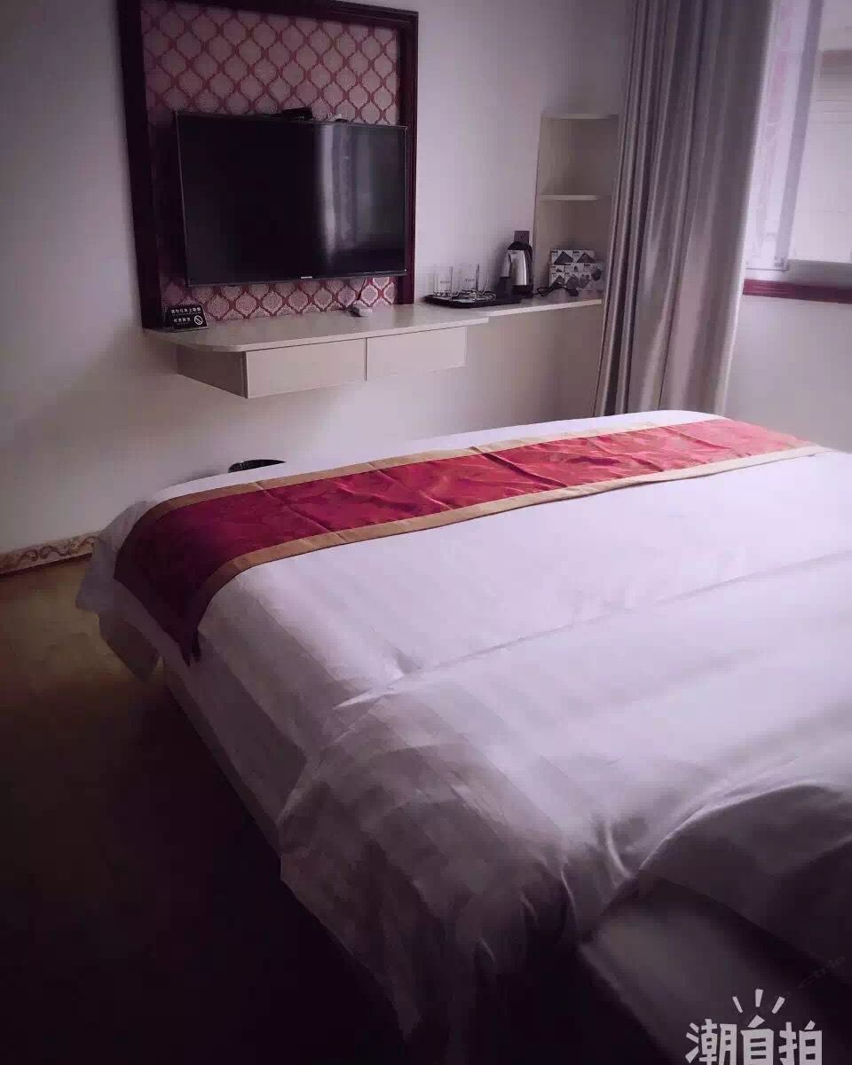 标准大床房(无窗)