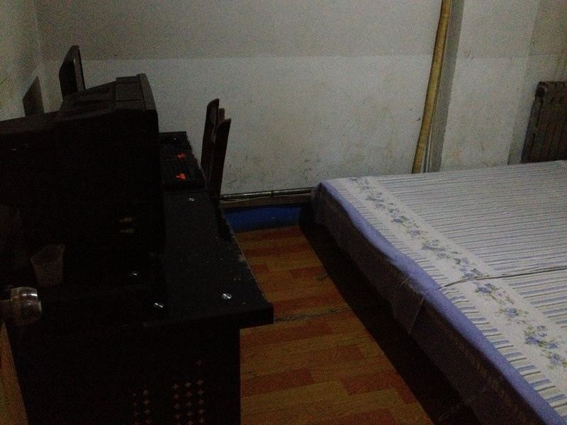 普通间(无窗)(公共卫浴)