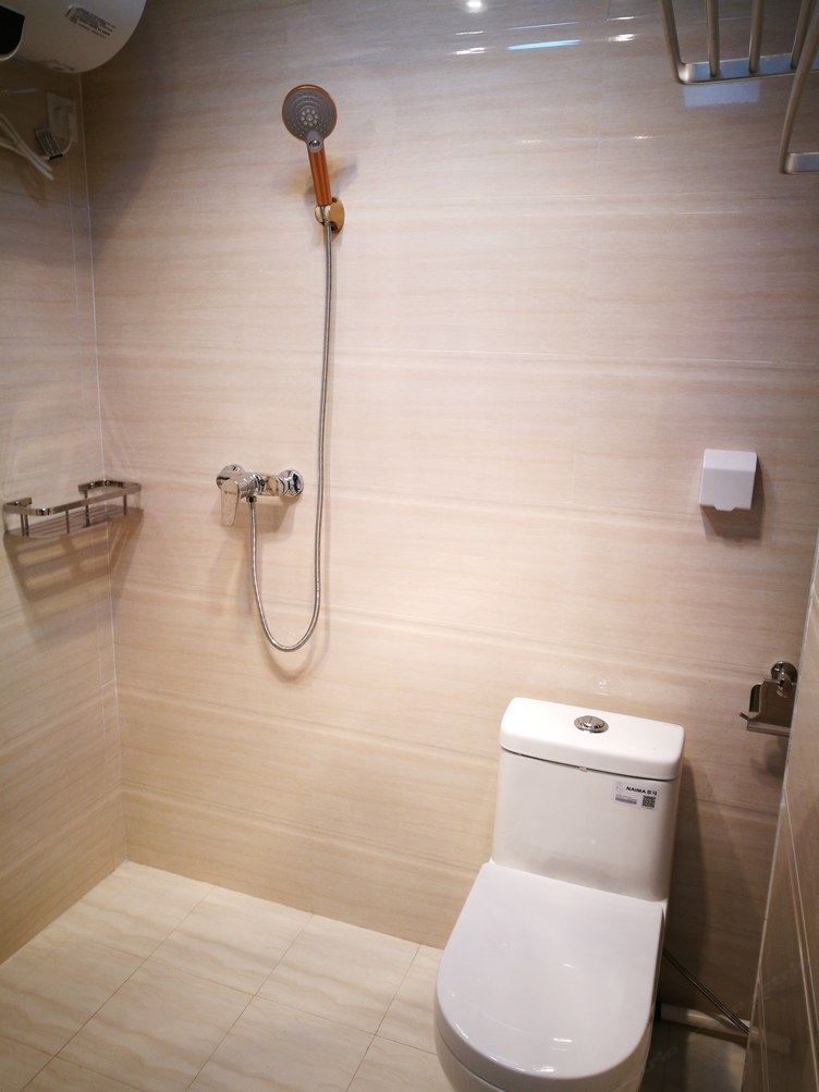 温馨二室大床房