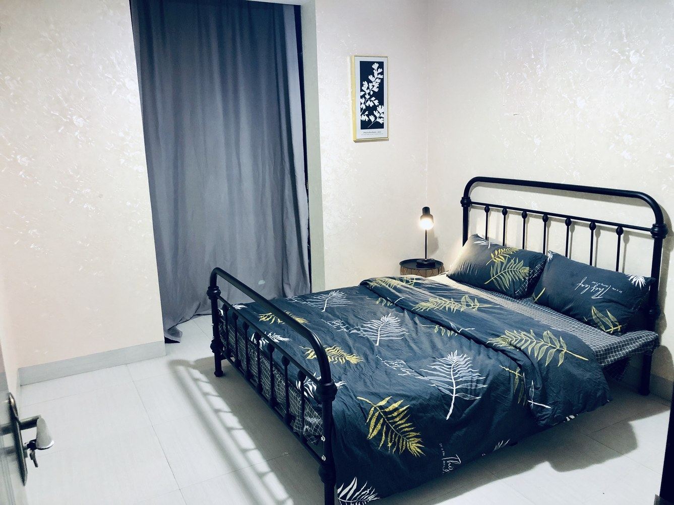 简约三室一厅套房
