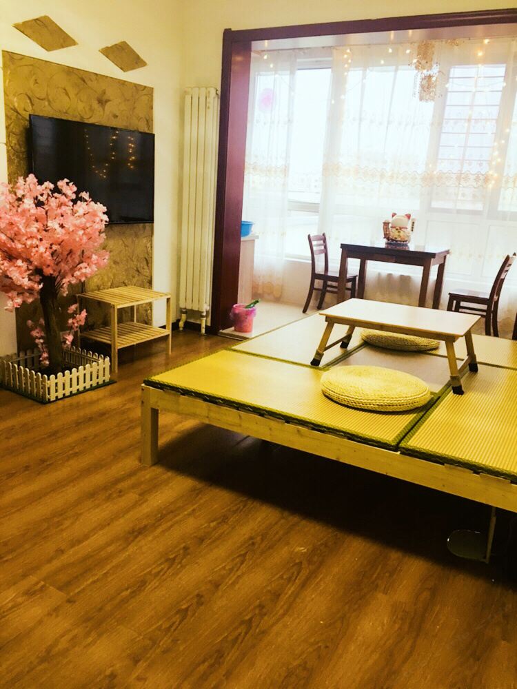 榻榻米一室一厅套房