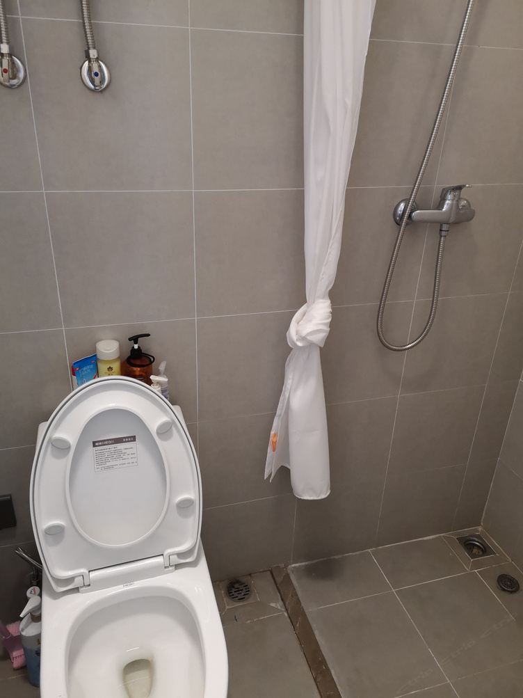 阳光大床房