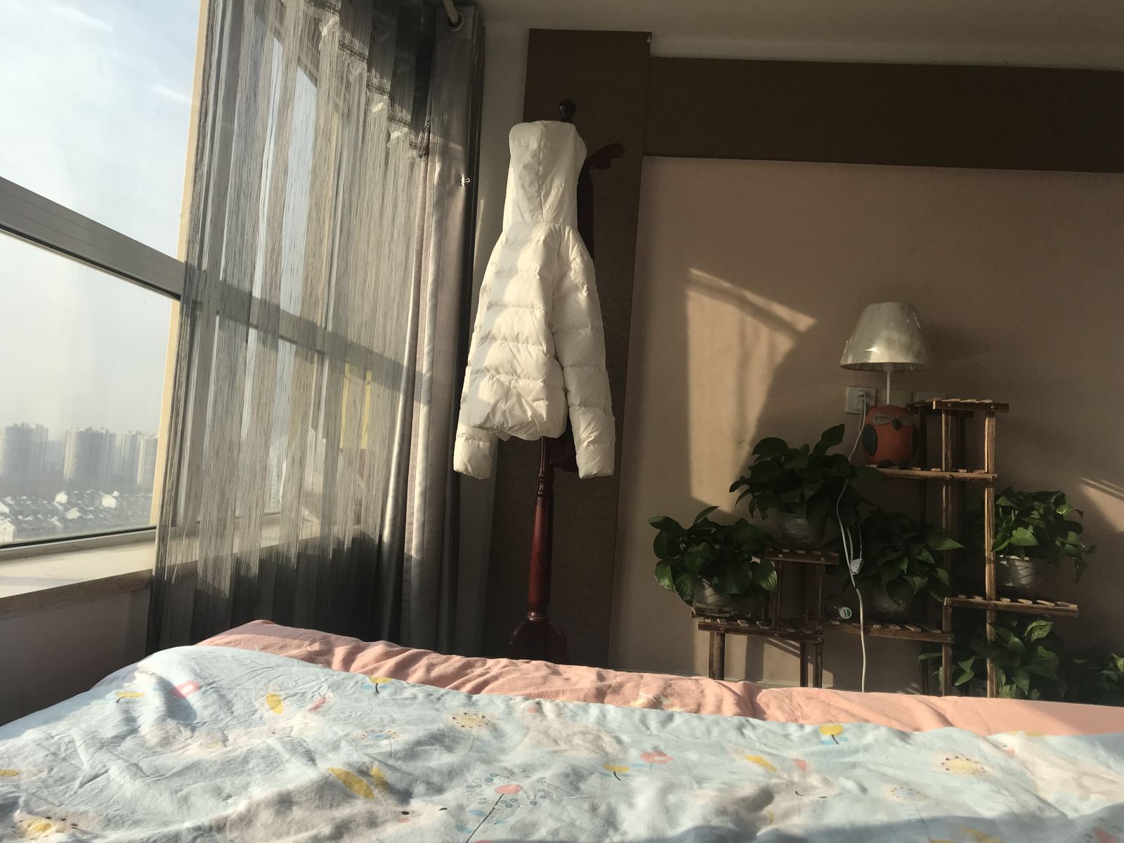 阳光双人间(公共卫浴)